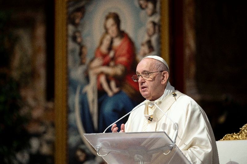 Pope Francis leads a traditional Corpus Christi (Body of Christ) feast Mass in St. Peter's Basilica at the Vatican, June 14, 2020.  Vatican Media/Â­Handout via REUTERS